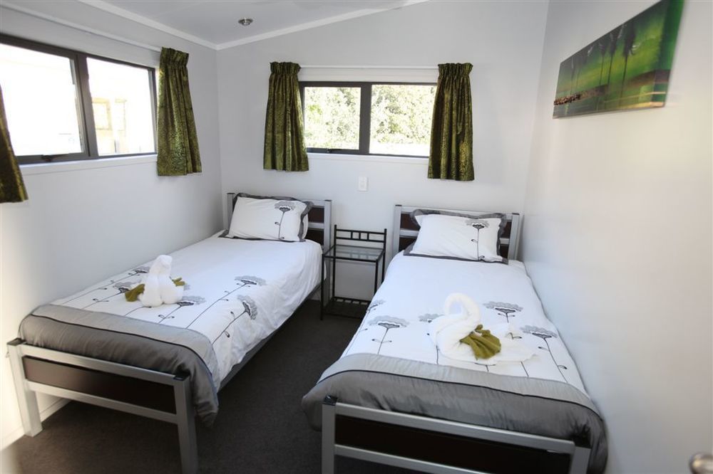 Bowentown Beach Holiday Park Waihi Exterior foto